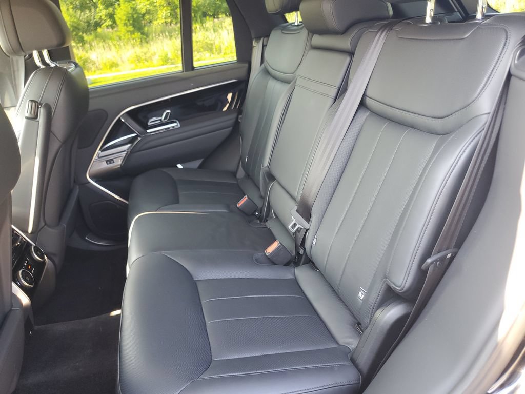 Used 2023 Land Rover Range Rover SE AWD/4WD image 33