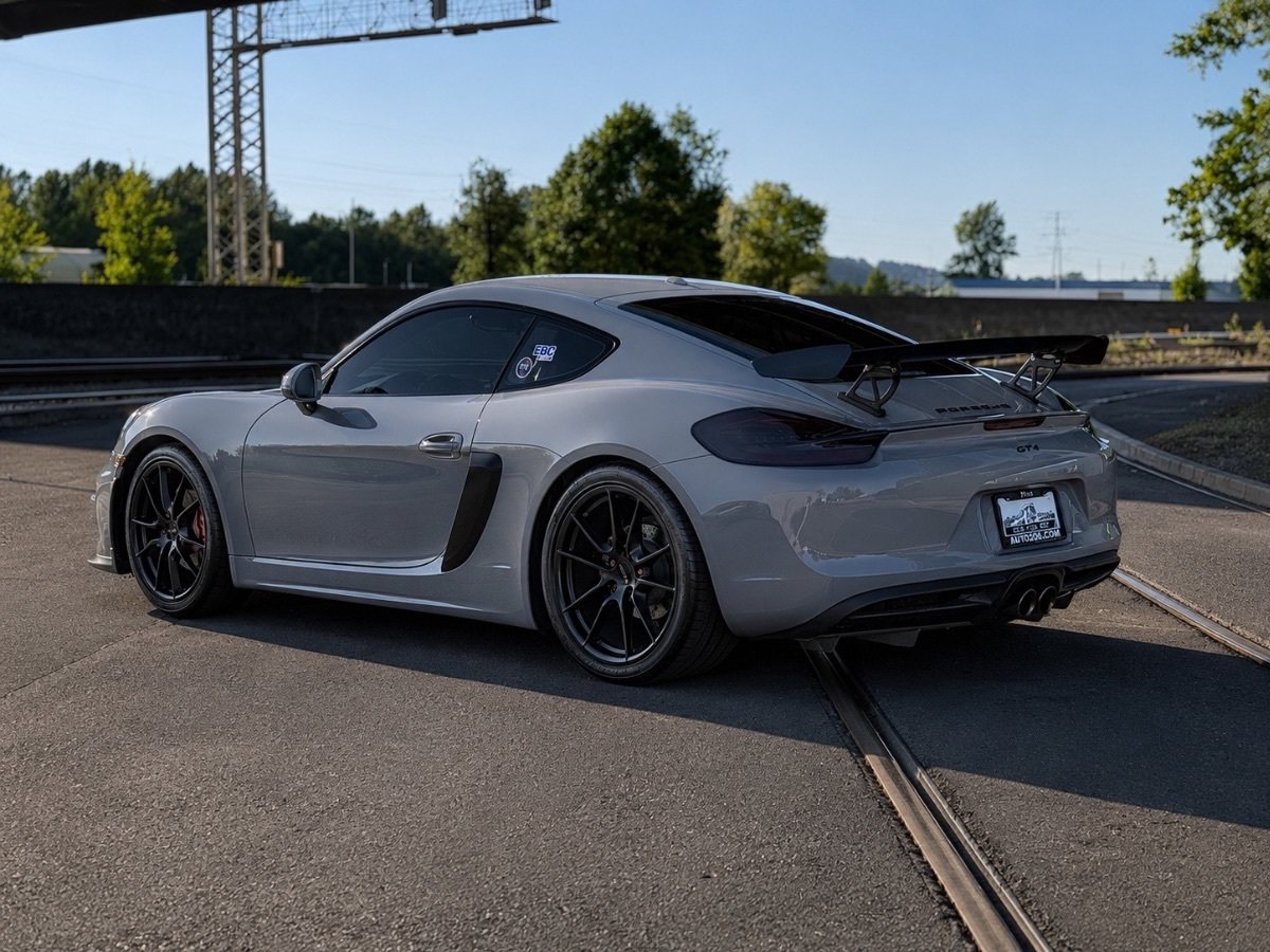 Used 2015 Porsche Cayman RWD image 6