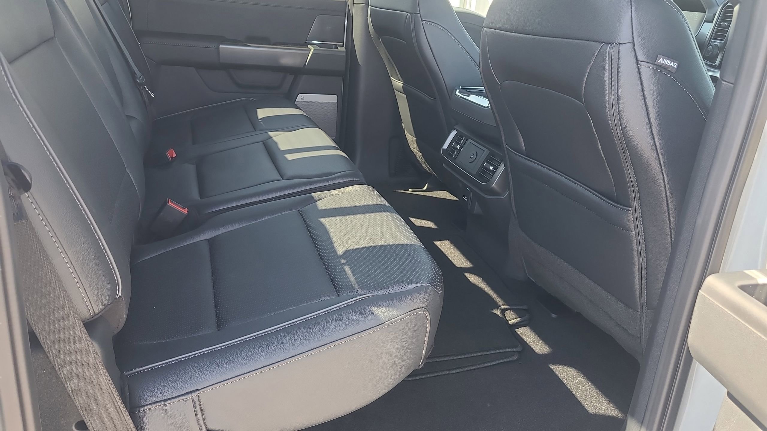 Certified 2025 Ford F150 Lariat AWD/4WD image 15