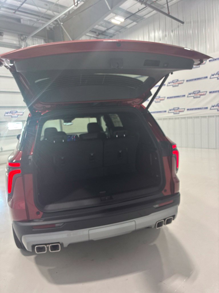 New 2027 Chevrolet Traverse LT w/ Enhanced Driving Package FWD image 41
