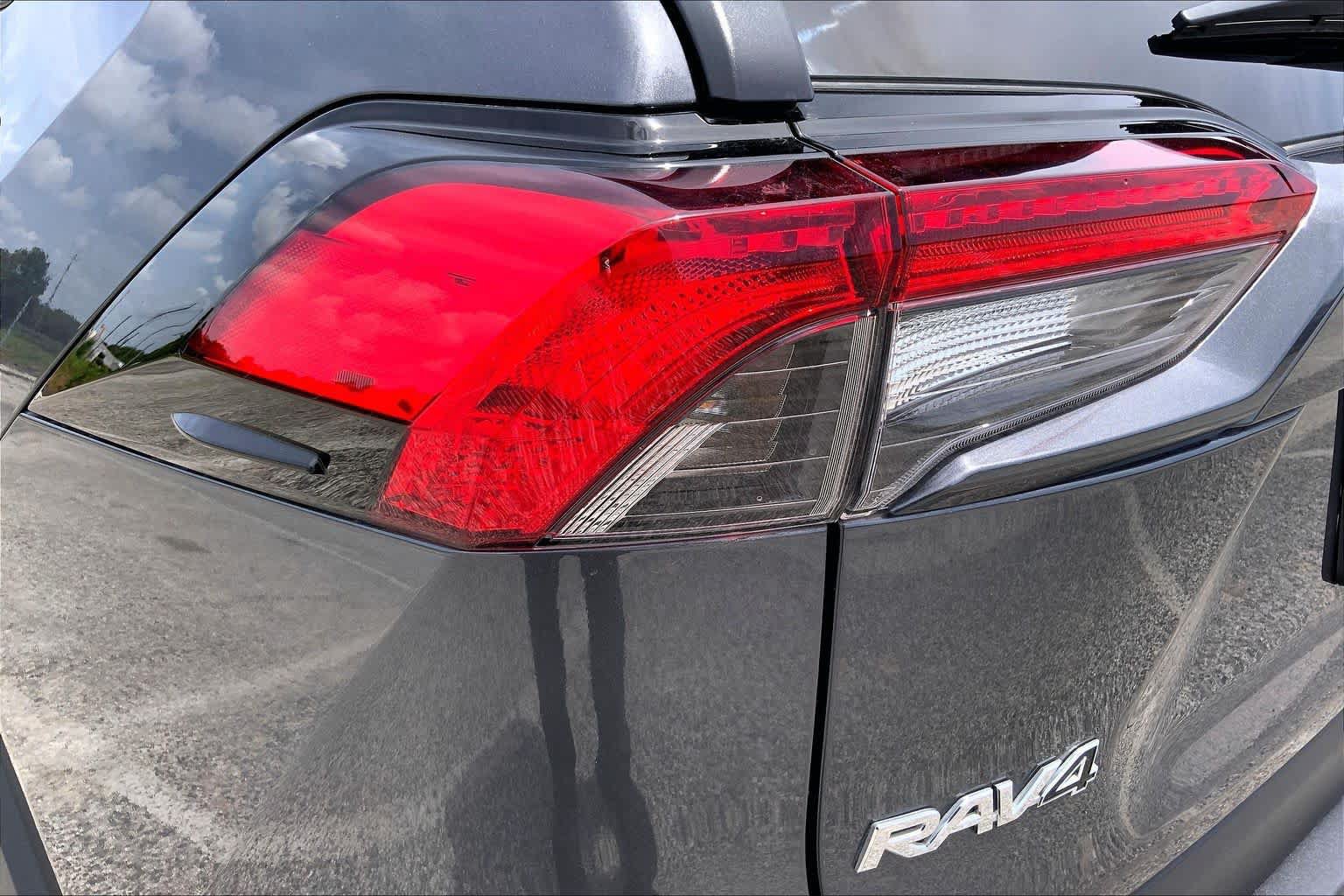 Used 2023 Toyota RAV4 LE FWD image 28