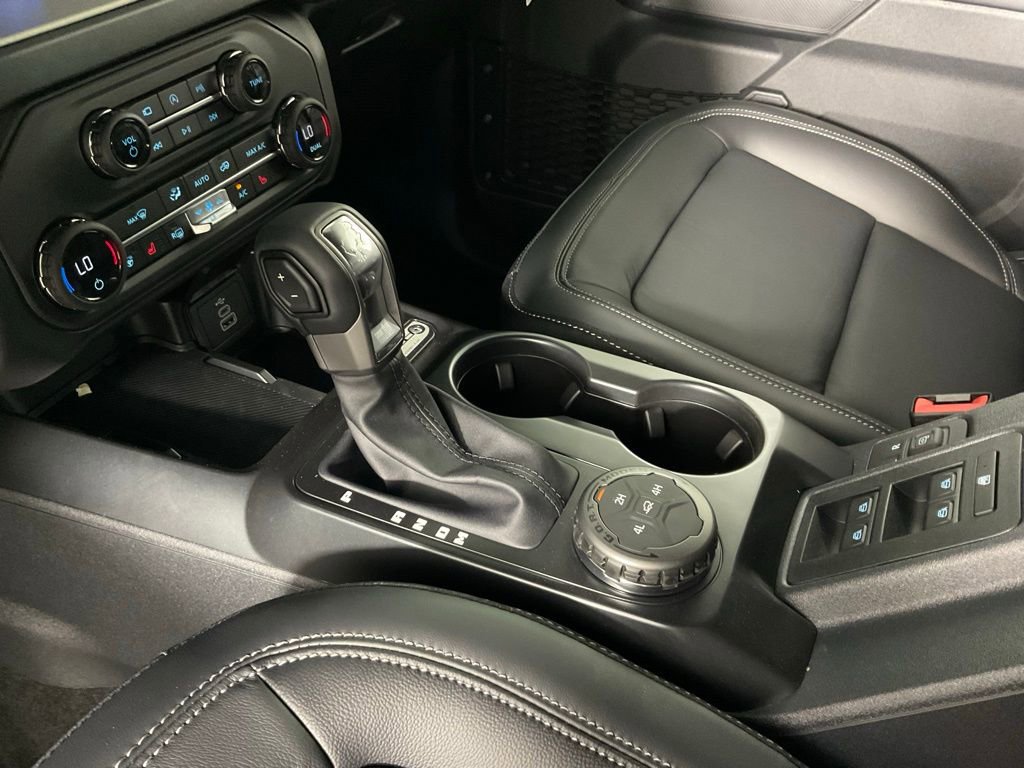 New 2026 Ford Bronco Outer Banks AWD/4WD image 19