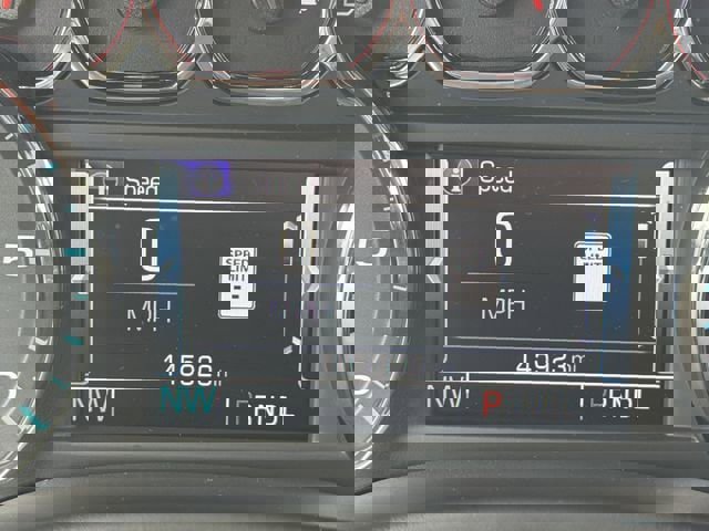 Used 2019 Chevrolet Suburban LT image 12