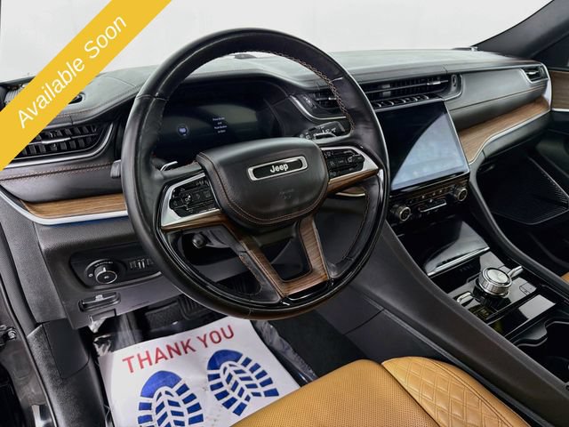 Used 2022 Jeep Grand Cherokee L Summit w/ Luxury Tech Group V AWD/4WD image 9