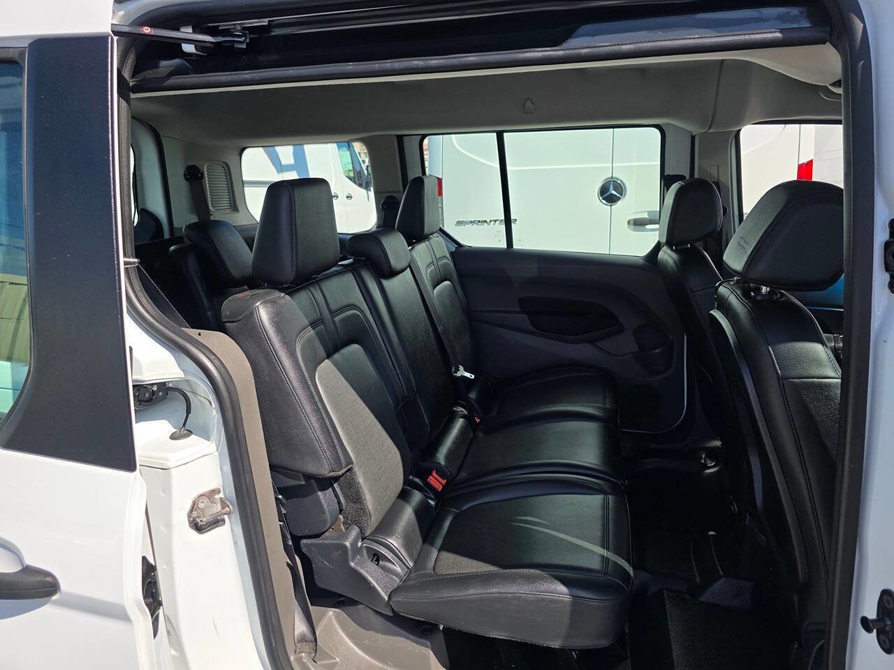 Used 2020 Ford Transit Connect XL image 12