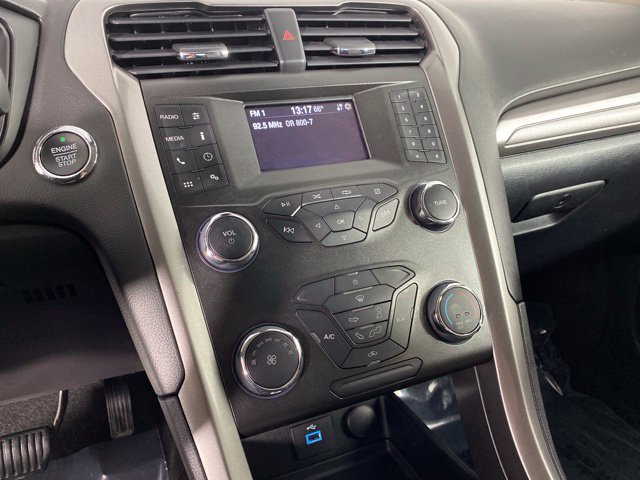 Used 2020 Ford Fusion S FWD image 29