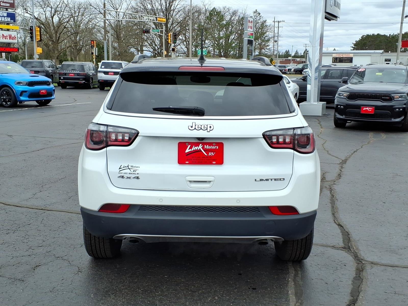 Used 2023 Jeep Compass Limited AWD/4WD image 5