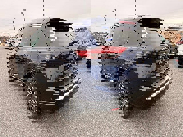 New 2026 Nissan Rogue Platinum w/ Tech Package image 7