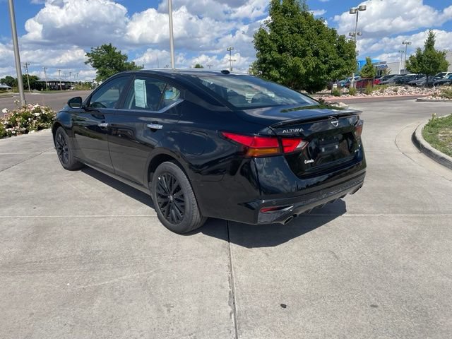 Used 2025 Nissan Altima 2.5 SV w/ SV Special Edition Package AWD/4WD image 5