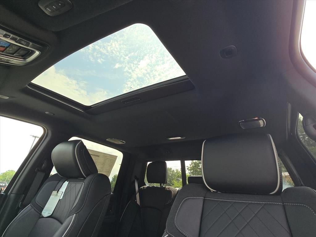 New 2027 RAM 2500 Limited AWD/4WD image 9