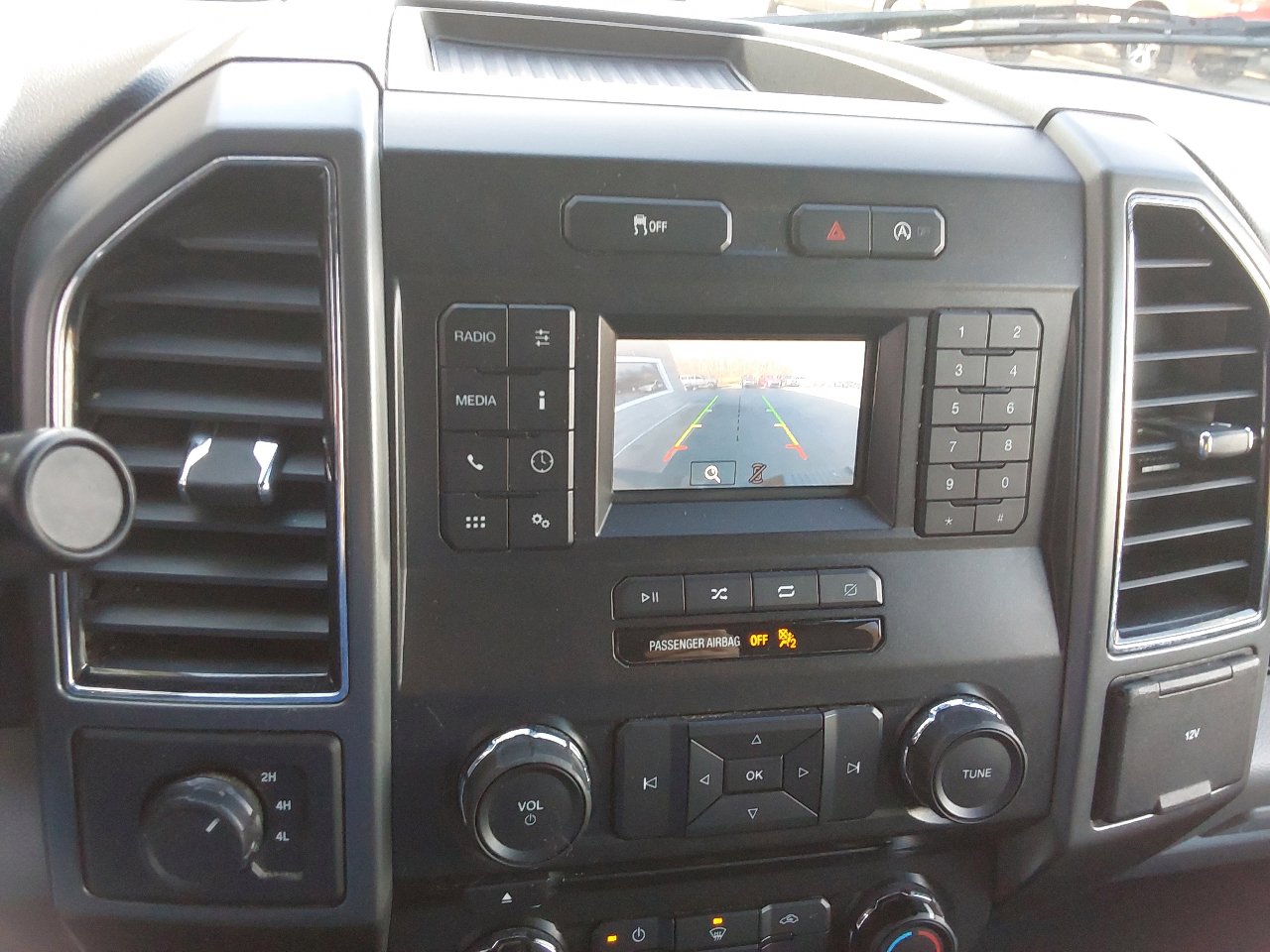 Used 2018 Ford F150 XLT image 19