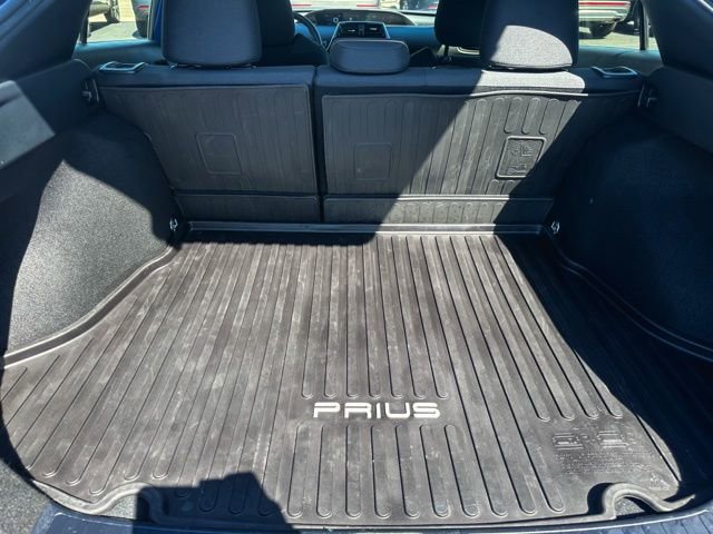 Used 2017 Toyota Prius Two w/ Prius Two Safety Plus Package FWD image 22