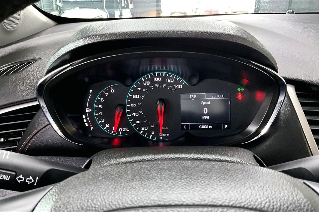 Used 2020 Chevrolet Trax LT w/ Driver Confidence Package AWD/4WD image 12
