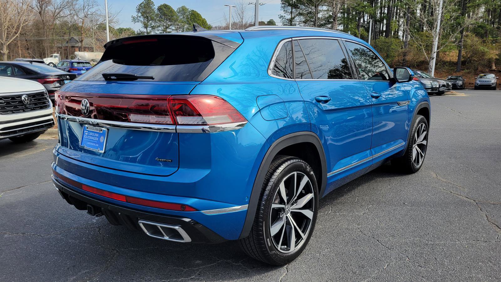 Certified 2025 Volkswagen Atlas Cross Sport SEL Premium R-Line image 5