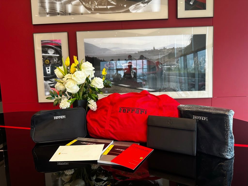 Certified 2019 Ferrari 488 Pista Coupe RWD image 5