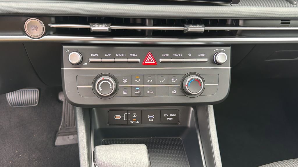 New 2026 Hyundai Tucson SE image 27