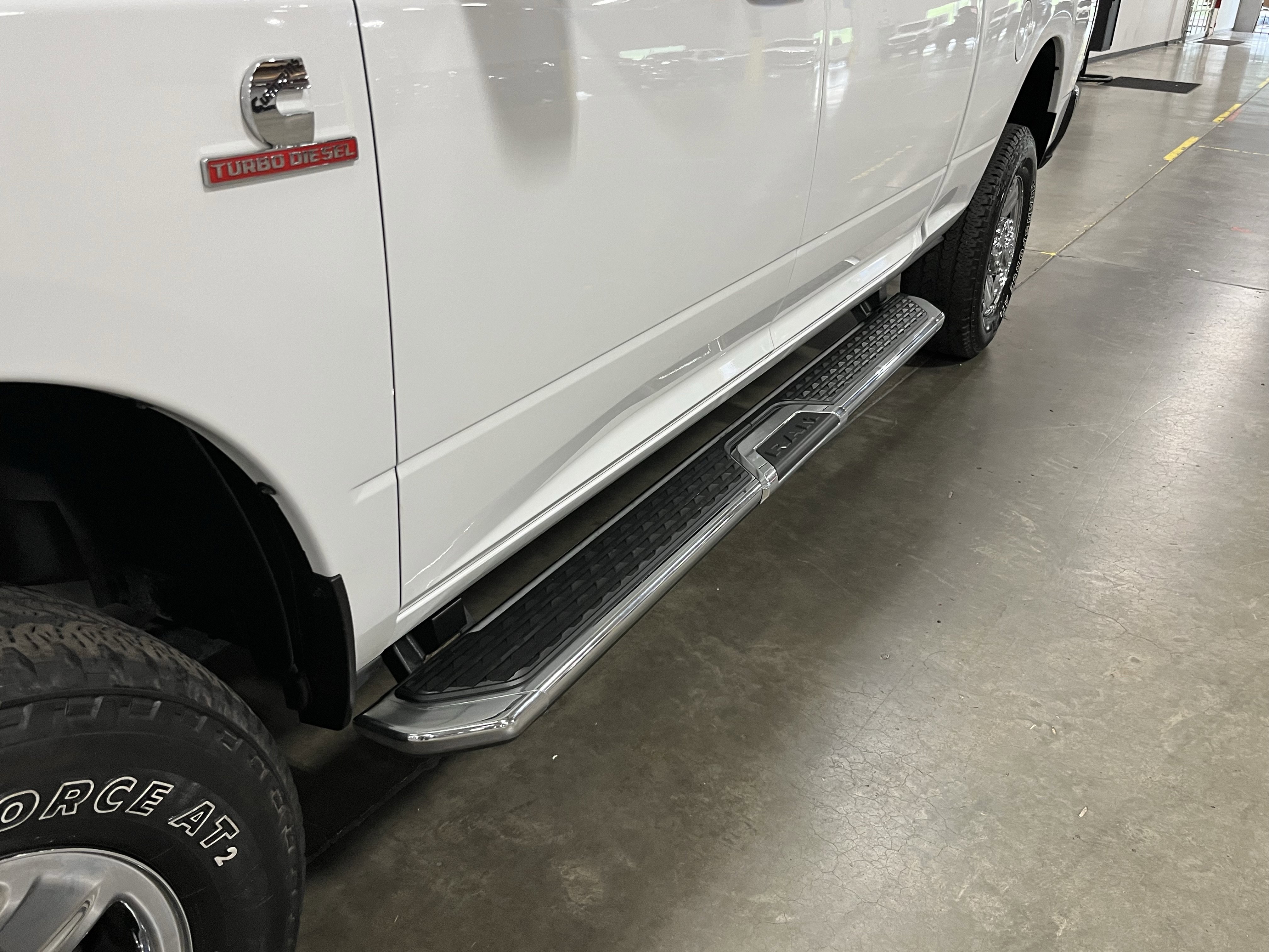 Used 2024 RAM 2500 Tradesman w/ Chrome Appearance Group image 10