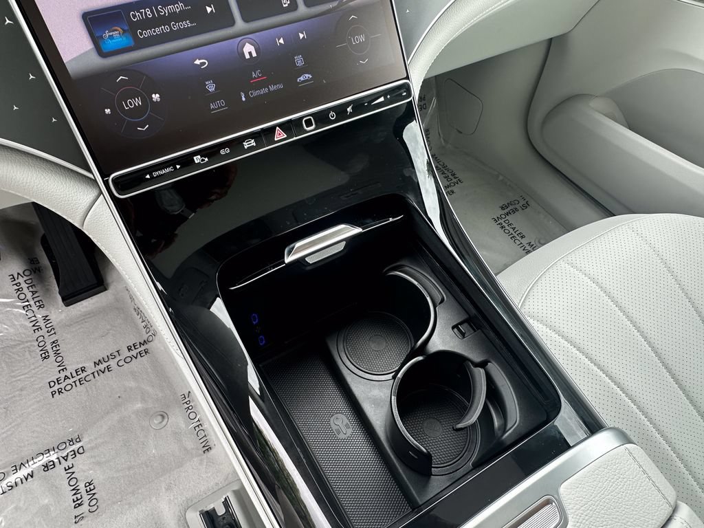 New 2026 Mercedes-Benz EQE 320 4MATIC SUV image 32