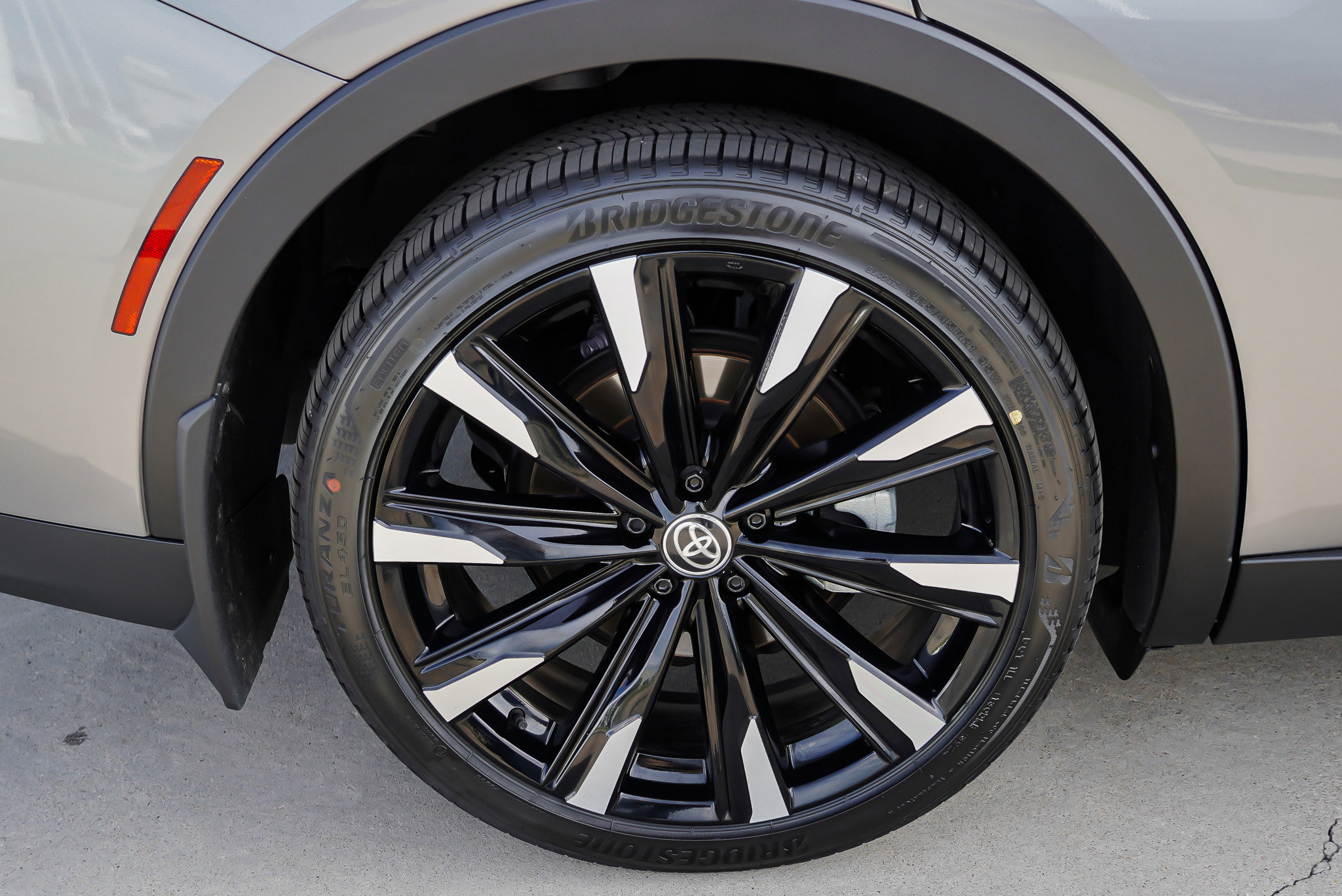 Certified 2024 Toyota Crown Platinum AWD/4WD image 11