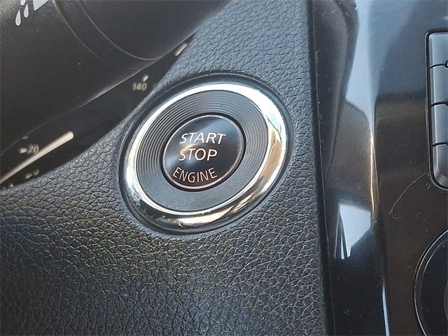 Used 2014 Nissan Rogue SL image 23