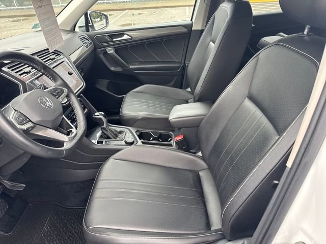 Certified 2022 Volkswagen Tiguan SE w/ Panoramic Sunroof Package image 14