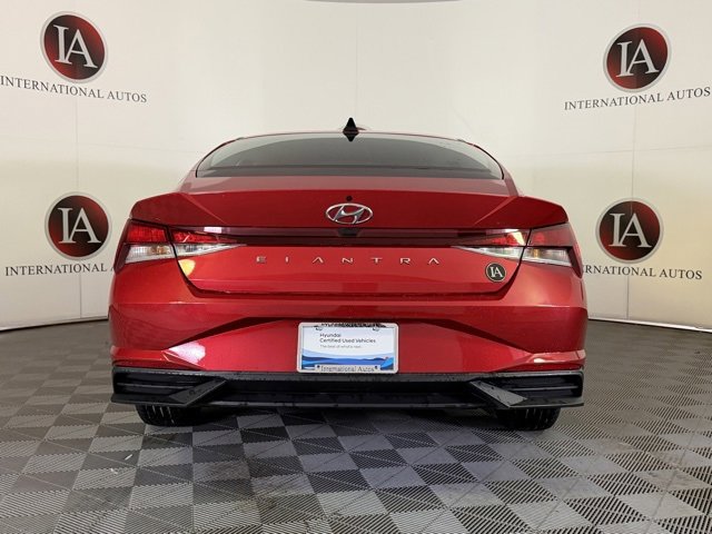 Certified 2021 Hyundai Elantra SEL w/ Convenience Package image 7