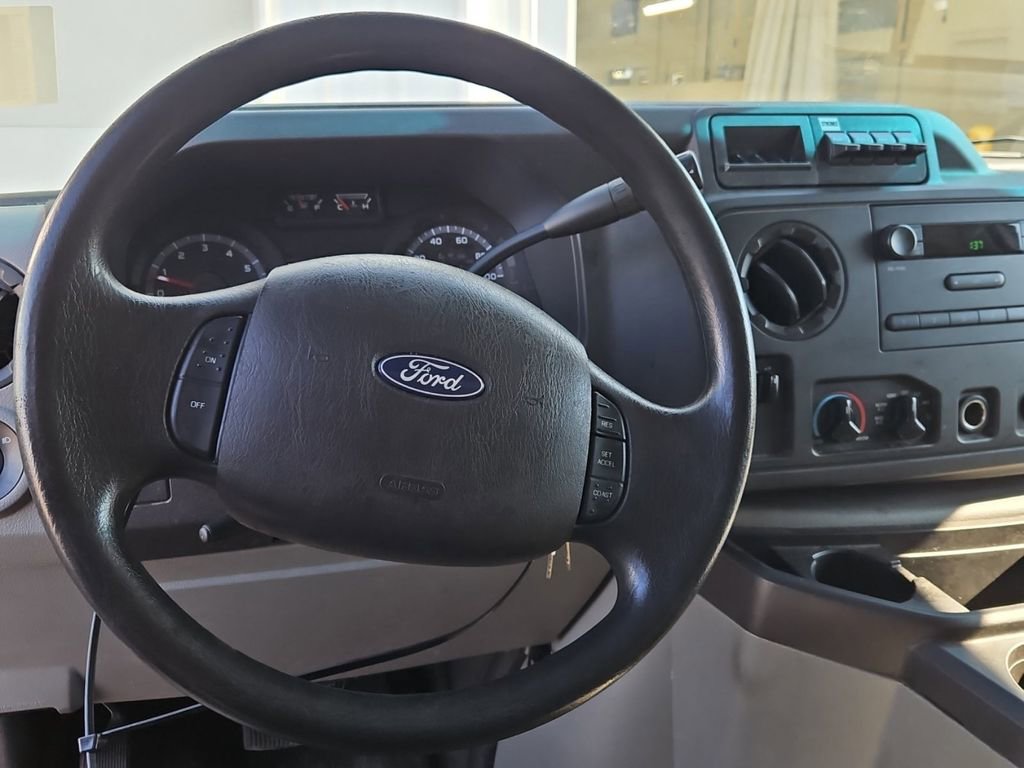 Used 2019 Ford E-350 and Econoline 350 Super Duty w/ Power Windows & Locks Group image 11