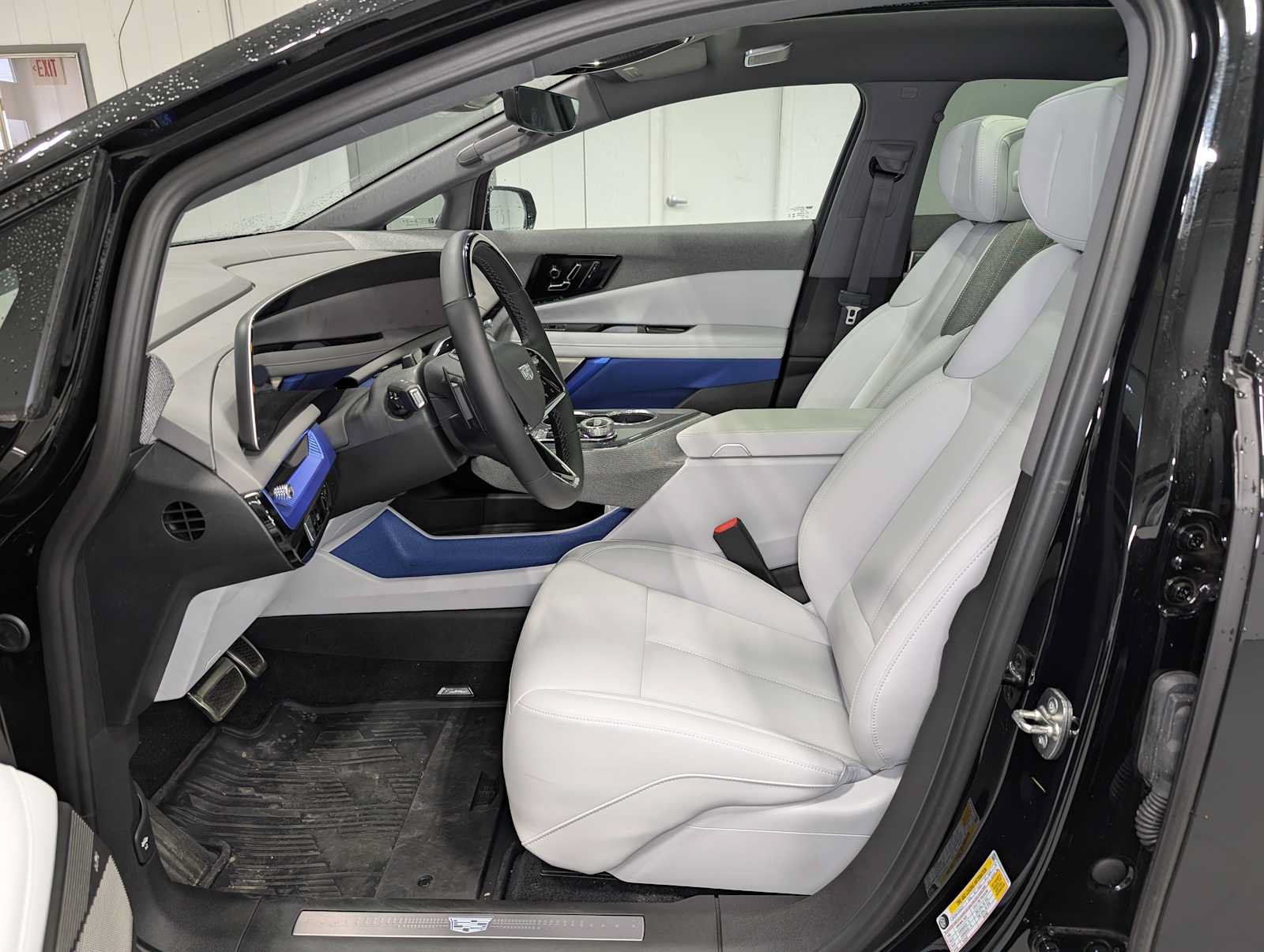 New 2026 Cadillac Optiq Sport 1 AWD/4WD image 4