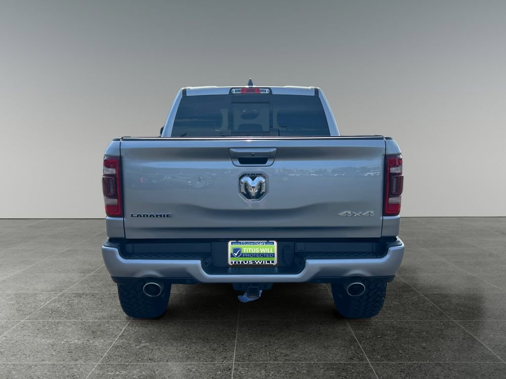 Used 2022 RAM 1500 Laramie w/ Sport Appearance Package AWD/4WD image 9