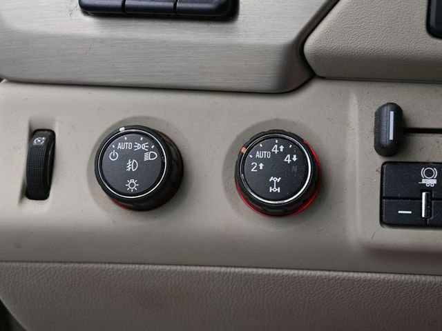 Used 2015 GMC Yukon Denali w/ Touring Package image 37