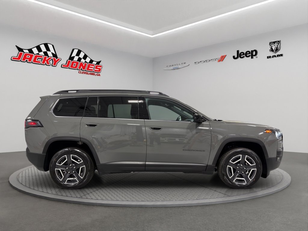 New 2026 Jeep Cherokee Laredo image 11