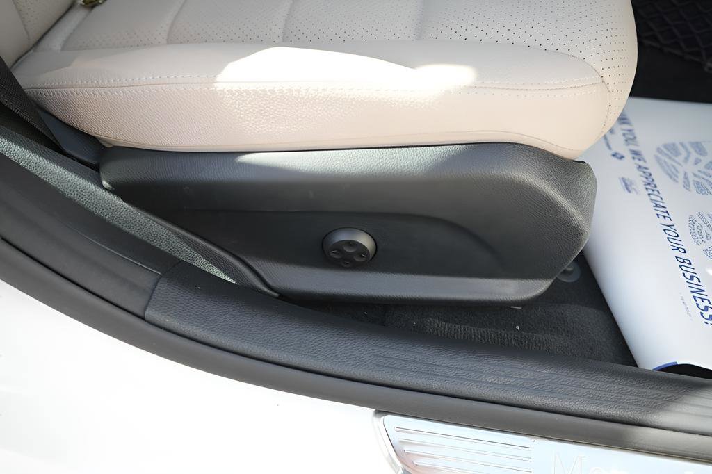 Used 2021 Mercedes-Benz C 300 4MATIC Sedan w/ Premium Package image 15