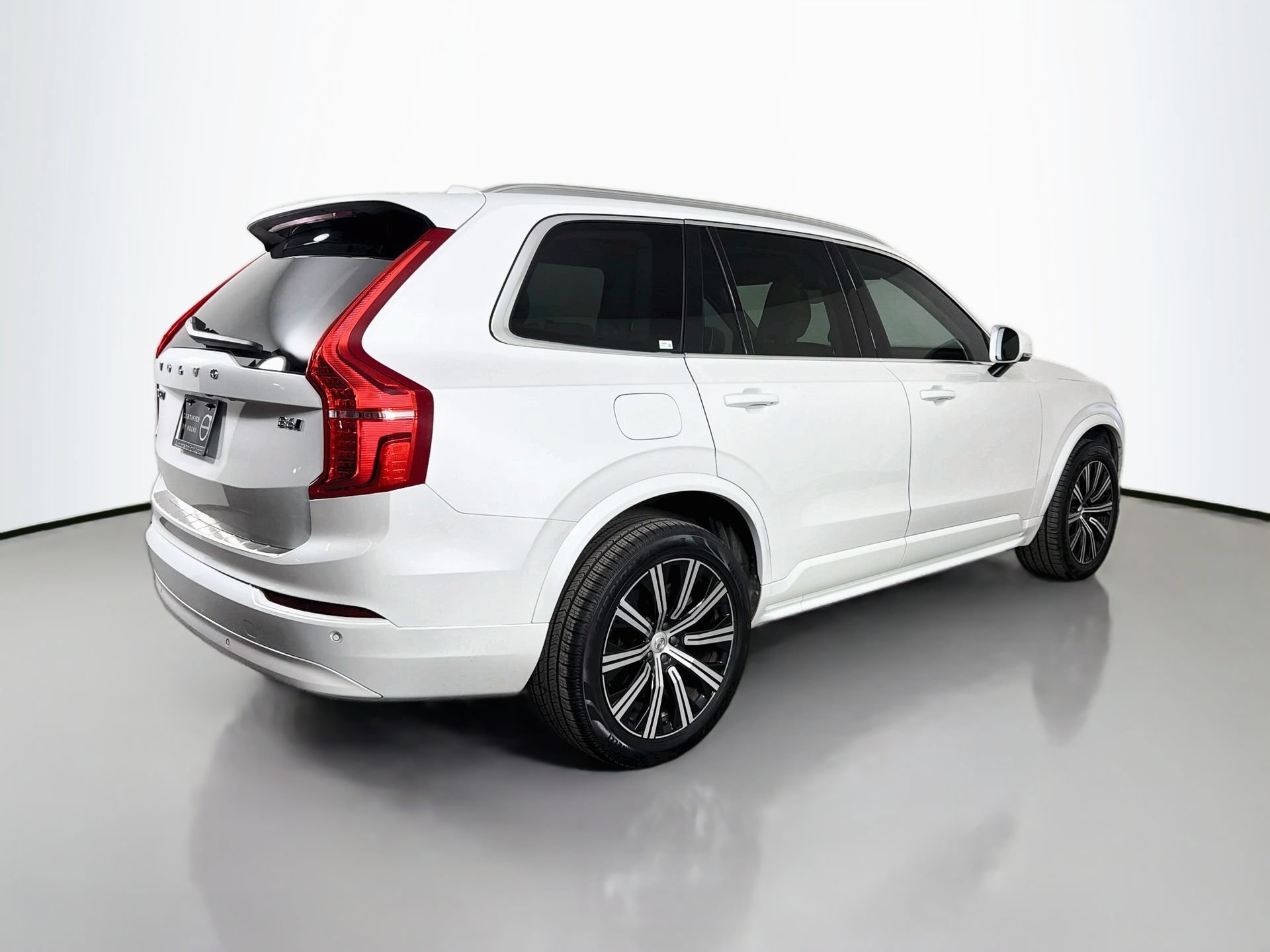 Certified 2023 Volvo XC90 B6 Core w/ Protection Package Premier AWD/4WD image 6