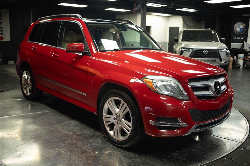 Used 2014 Mercedes-Benz GLK 350 4MATIC image 5