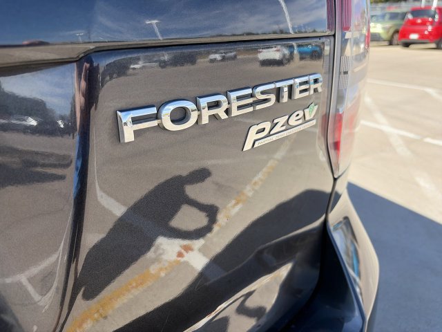 Used 2015 Subaru Forester 2.5i Premium AWD/4WD image 34