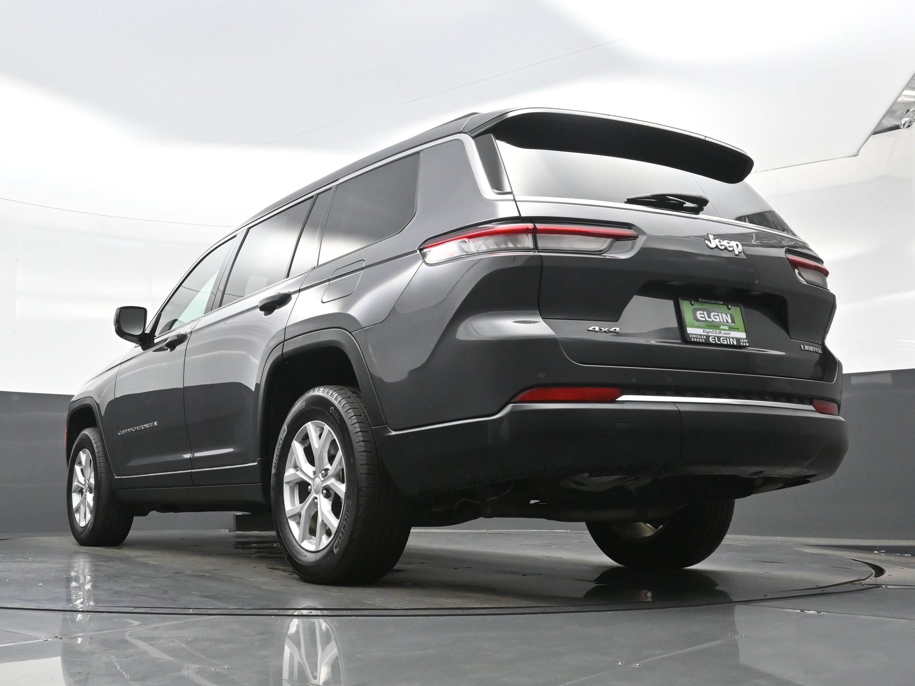 Used 2023 Jeep Grand Cherokee L Limited image 29