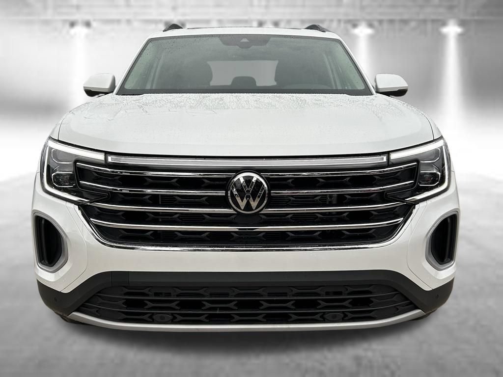 Certified 2026 Volkswagen Atlas SE FWD image 8