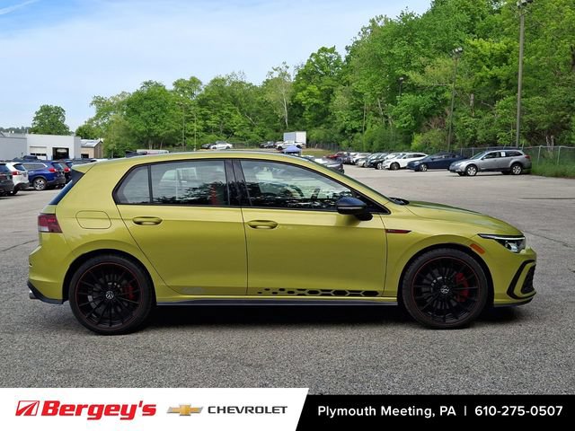 Used 2023 Volkswagen GTI 40th Anniversary Edition FWD image 9