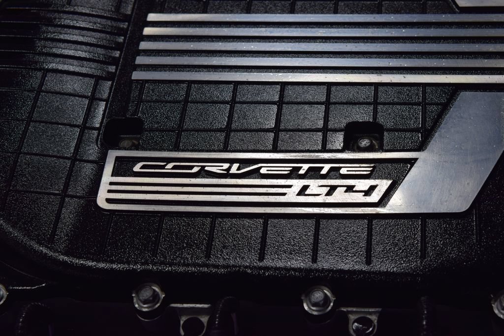 Used 2016 Chevrolet Corvette Z06 w/ Z07 Performance Package RWD image 31