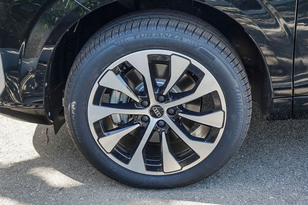 New 2026 Audi Q3 quattro 2.0T AWD/4WD image 10