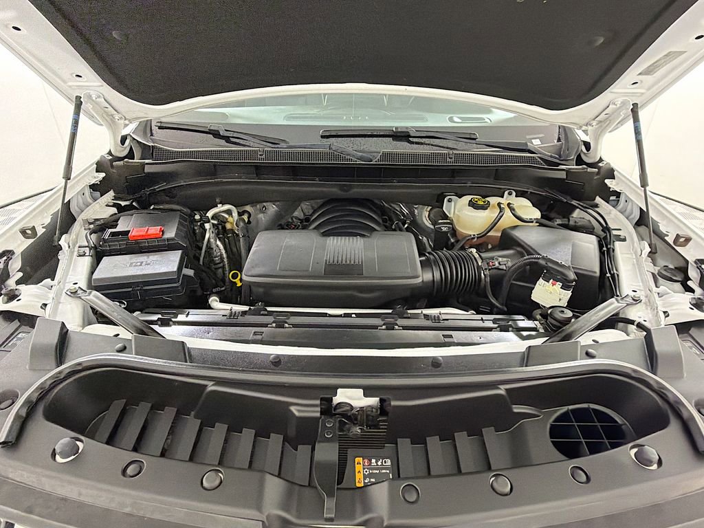 Used 2023 Chevrolet Suburban Premier RWD image 34