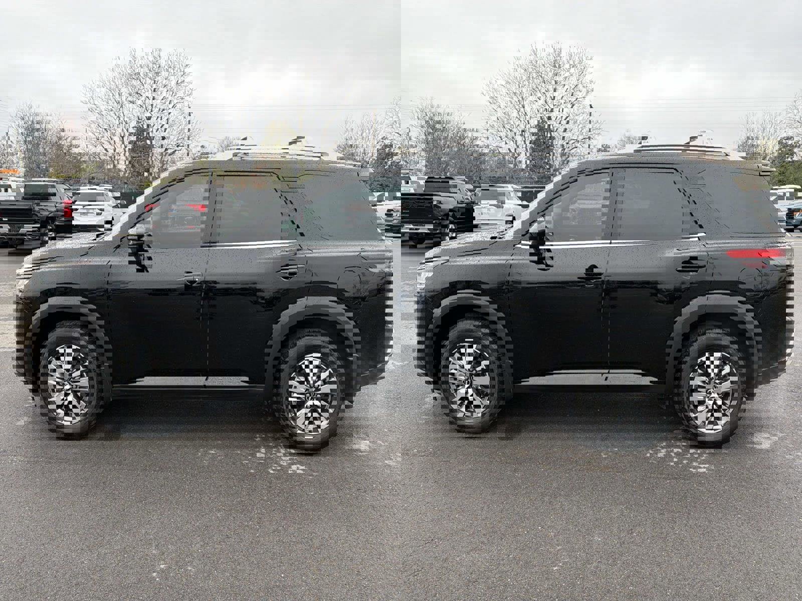 Used 2023 Nissan Pathfinder SL image 15