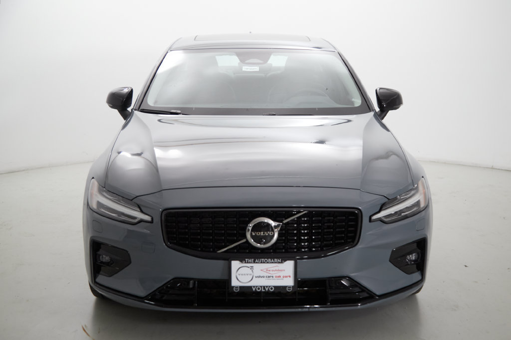 Used 2024 Volvo S60 B5 Plus w/ Climate Package AWD/4WD image 5