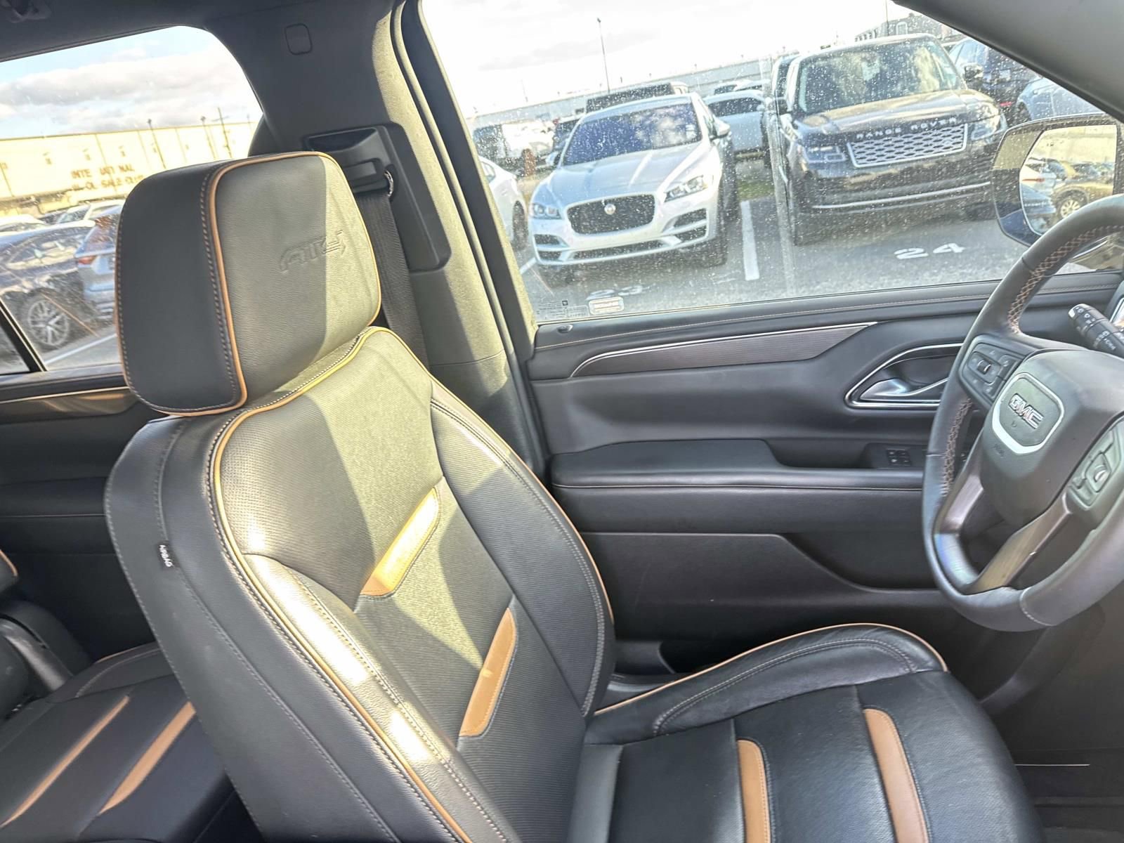 Used 2022 GMC Yukon AT4 image 11