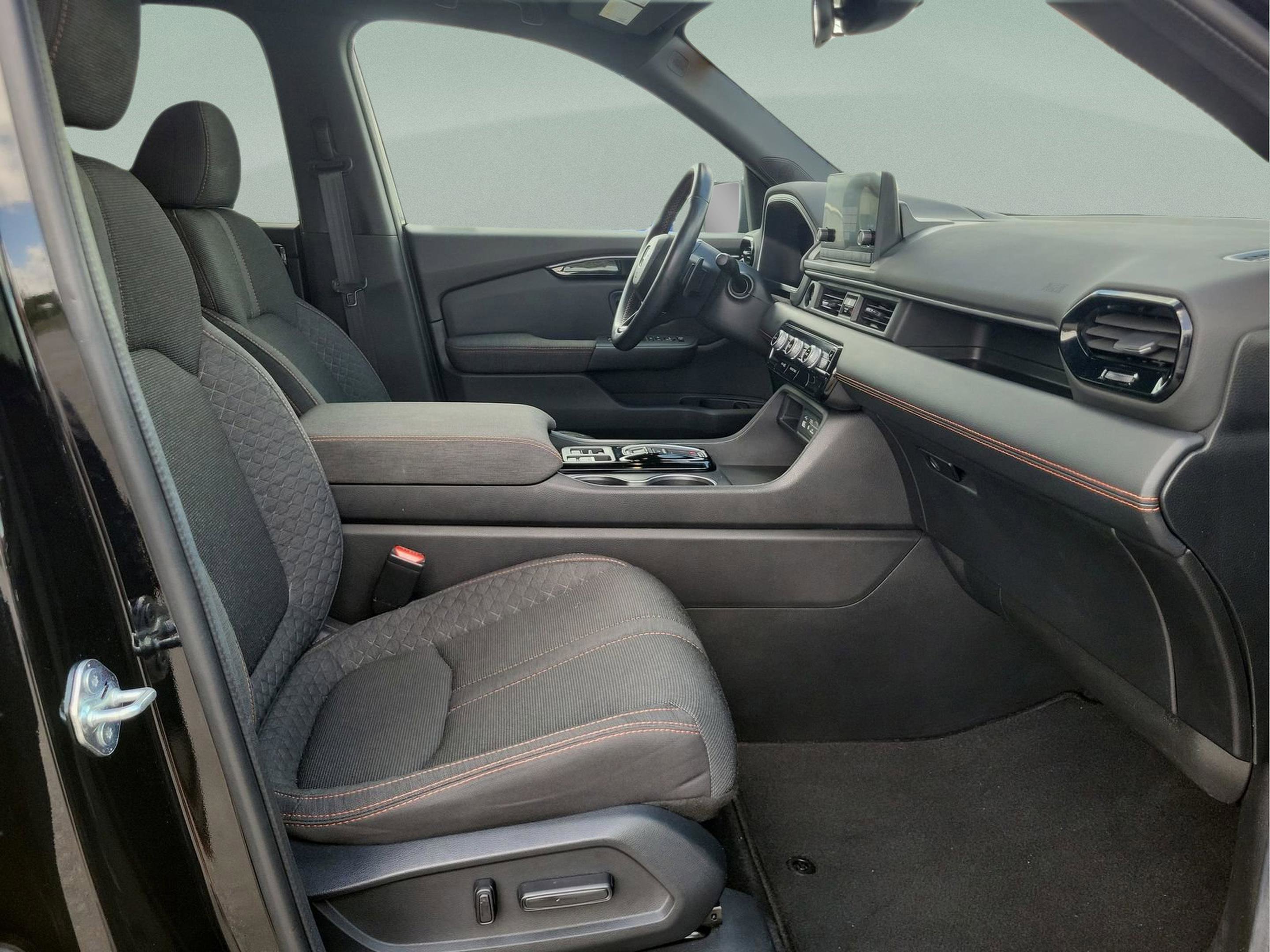 Certified 2024 Honda Pilot Sport image 20