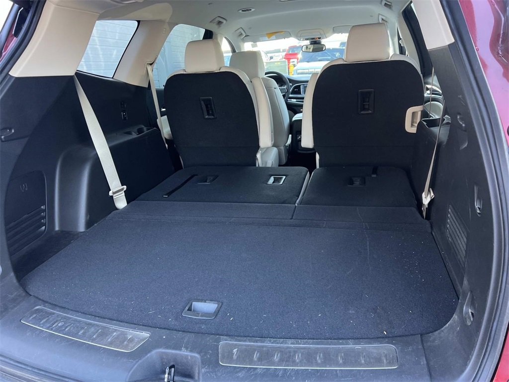 Certified 2024 Buick Enclave Essence image 10