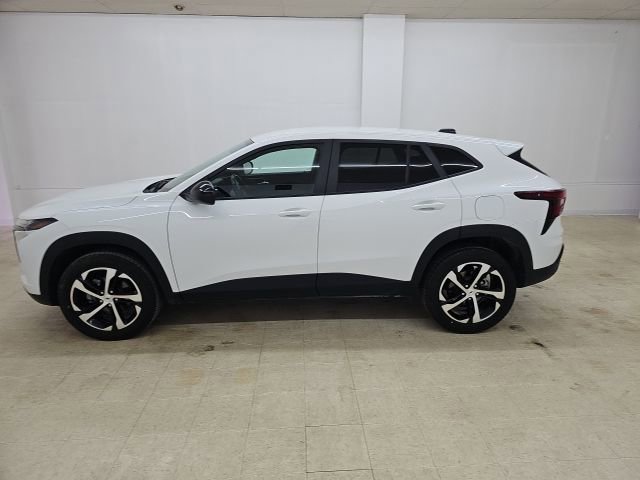 Used 2024 Chevrolet Trax RS w/ Driver Confidence Package image 16