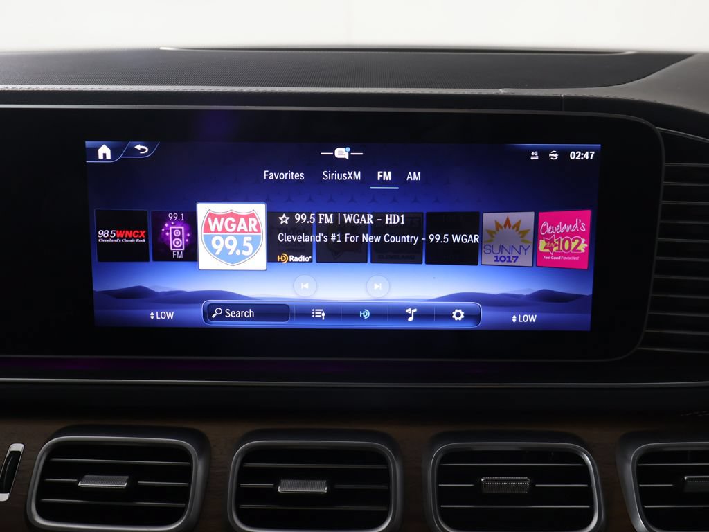 Used 2025 Mercedes-Benz GLS 450 4MATIC w/ AMG Line Exterior image 52