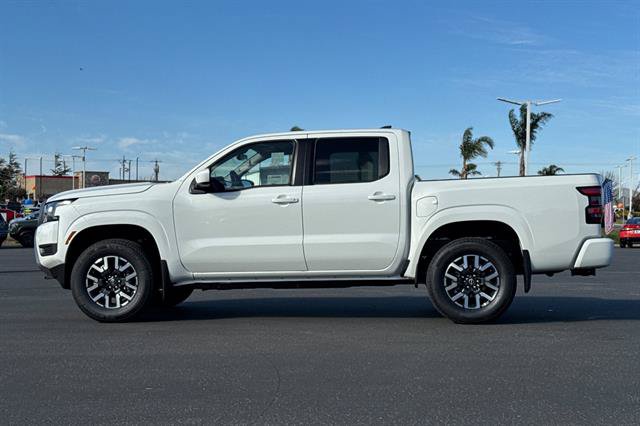 New 2026 Nissan Frontier SV w/ Tow Package AWD/4WD image 7