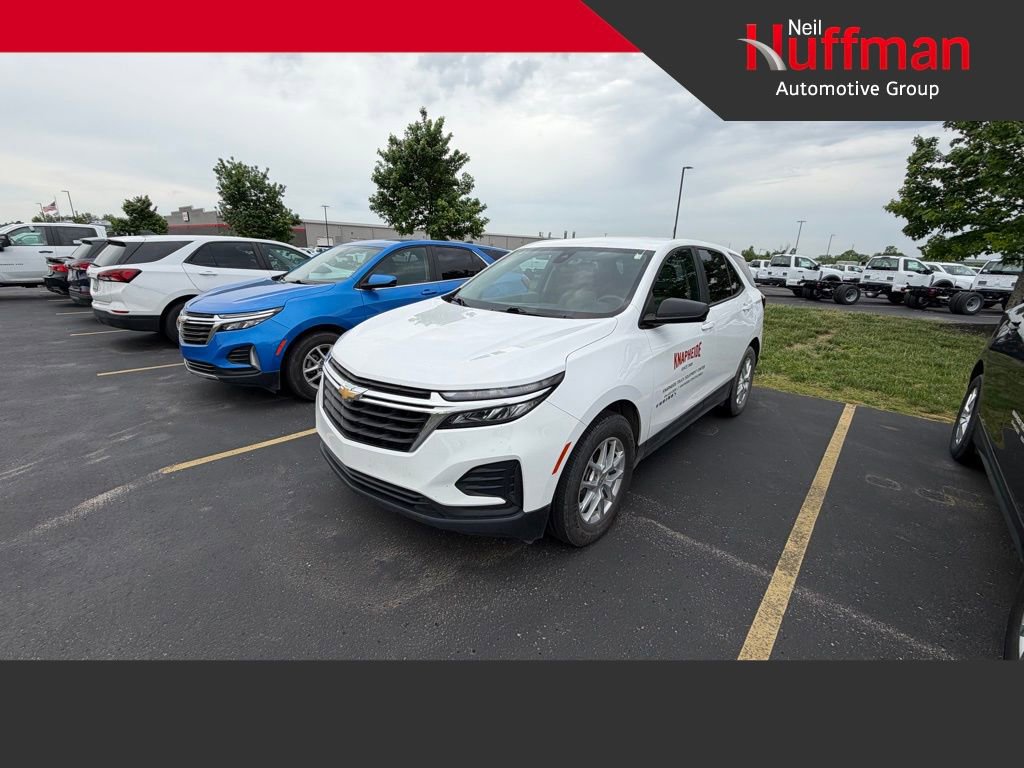 Used 2024 Chevrolet Equinox LS w/ LS Convenience Package FWD image 1